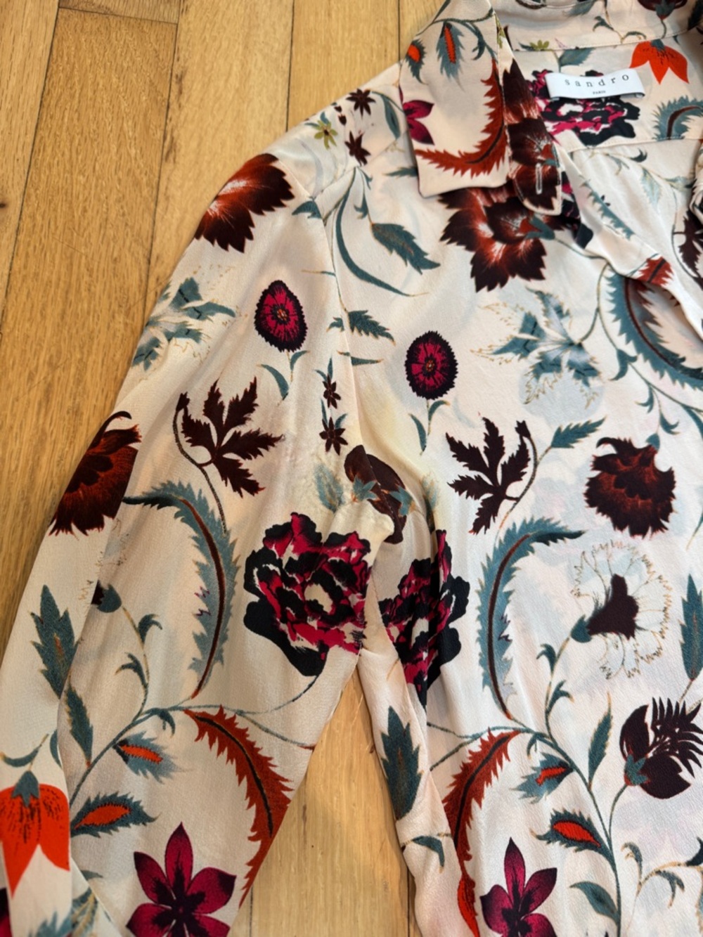 Gorgeous SANDRO silk button down pink red floral M GUC